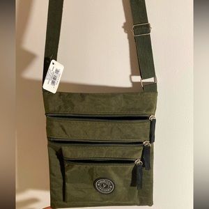 Kipling Green Zip Nylon Cross
